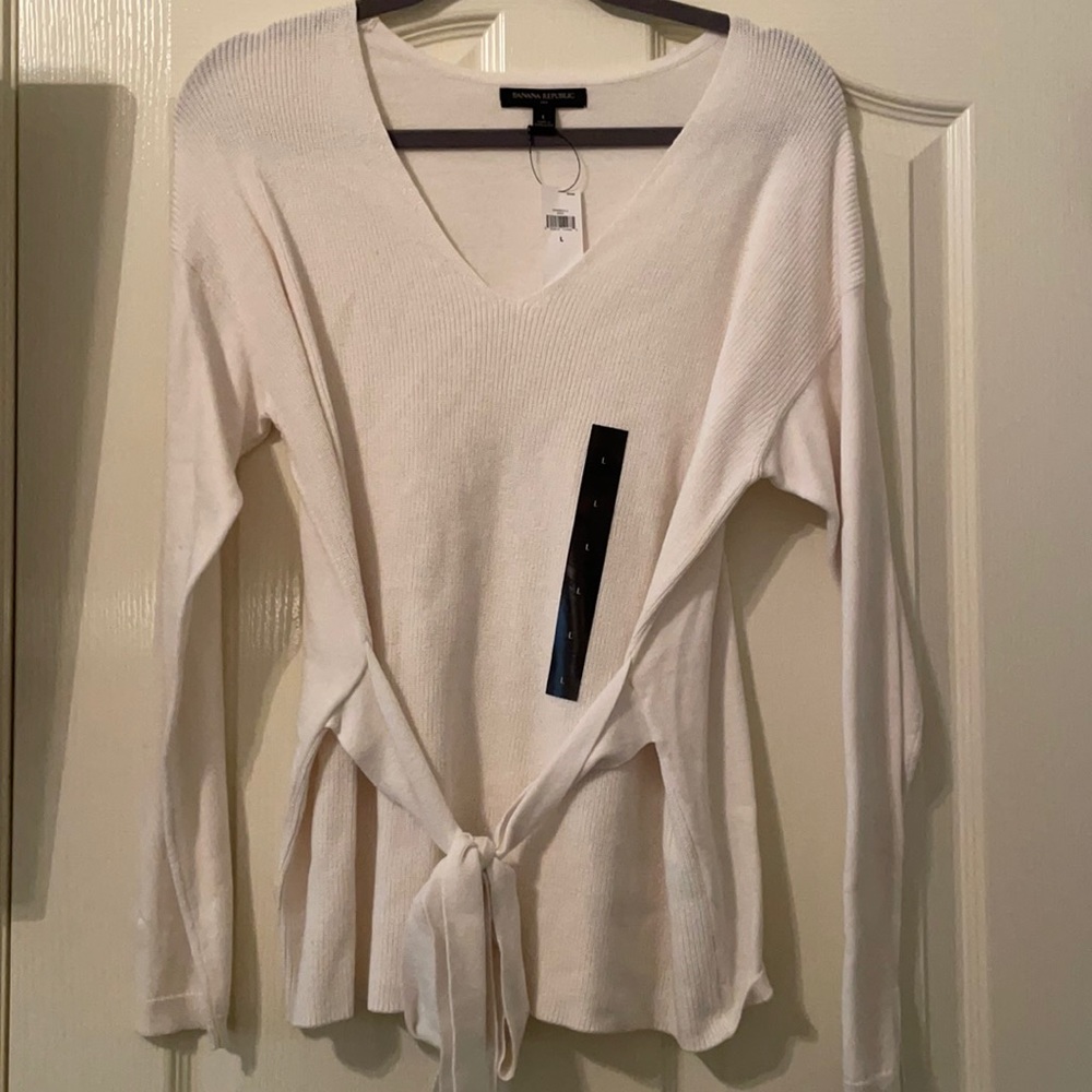 V Neck long sleeve sweater
